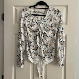 NWT Abercrombie Floral Tie Bodysuit